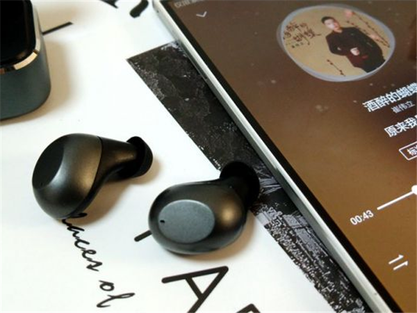 舒适无线蓝牙 环境隔音 为人声铸造 ABRAMTEK E4无线蓝牙耳机推荐
